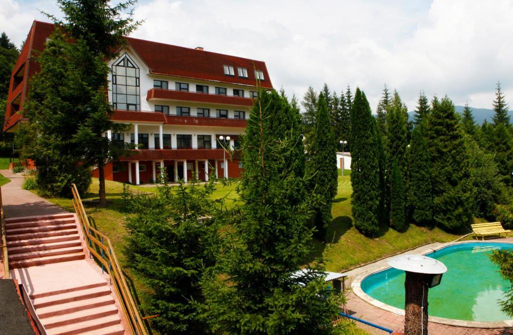 Perelka Natura Tour Hotel Cisna Exterior foto