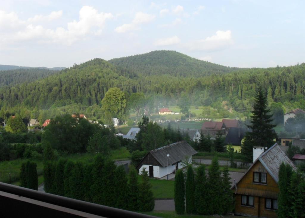 Perelka Natura Tour Hotel Cisna Exterior foto